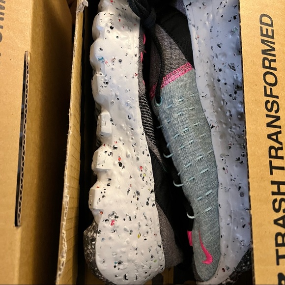 Nike • Space Hippie 04 - Picture 12 of 13